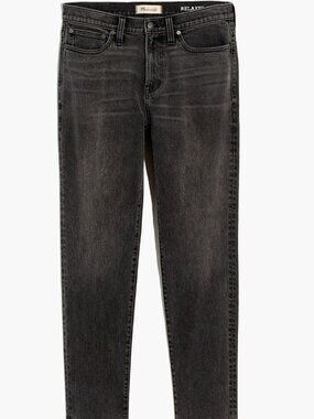 Madewell Relaxed Taper Jeans in Woodford Wash